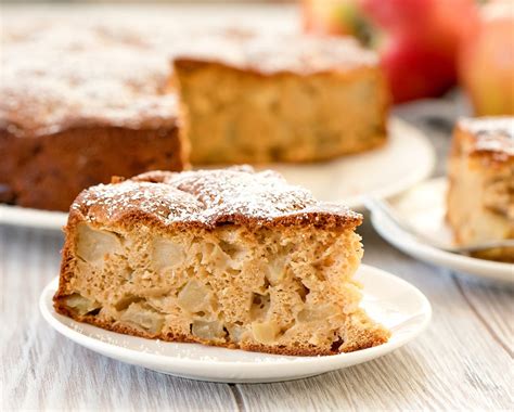 Easy Apple Cake with Just 4 Ingredients! - Kirbie's Cravings