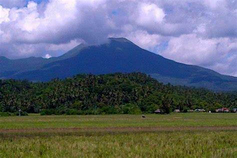 Rumbling Mount Bulusan spews ash anew - Philippines Report