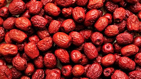 Jujube Fruit for Better Sleep, Mood, and More - Woman's World