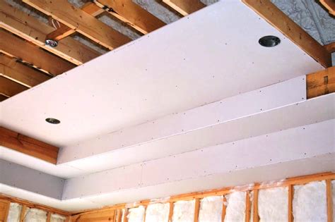 How to install a drywall ceiling | Pro Construction Guide