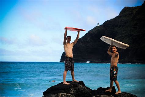 the essential zickgraf: The Boys Come to Hawai'i Part Une