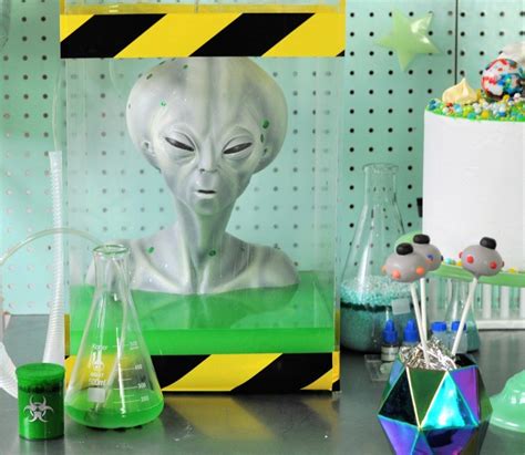 DIY Alien Specimen Prop - Kids UFO Spotting Party | Fern and Maple