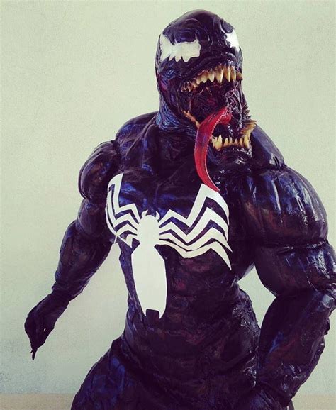 Venom cosplay by @exoskeleon - 9GAG