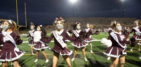 Plano-Senior-High-School-Football-COVID-photo-Kim-Peichel-Photography ...