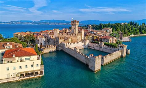 Sirmione, Lake Garda – Your 2024 Complete Guide (+ Map & Tips!) - Mom ...