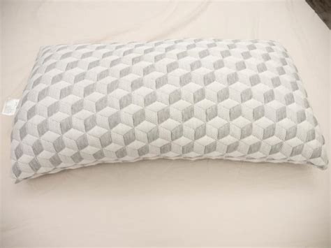 Layla Pillow Review - Does The Comfort Match The Mattress?