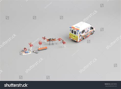 Ambulance Toy Car Paramedics Toy Figures Stock Photo 669878899 ...