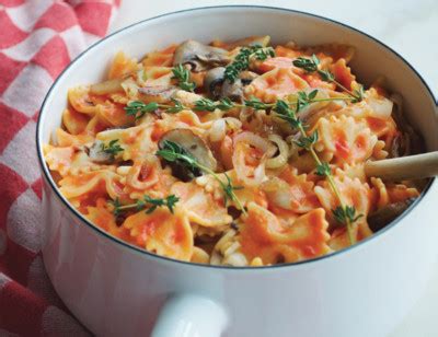 Amy's Kitchen - Farfalle Pasta with Creamy Tomato Sauce