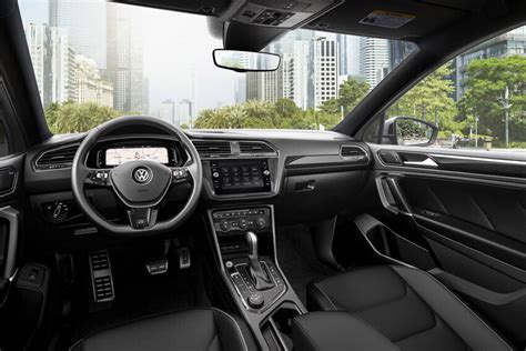 2020 Volkswagen Tiguan Interior | Tiguan Interior Features