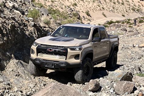 2024 Chevrolet Colorado ZR2 exhibits exceptional off-road capability ...