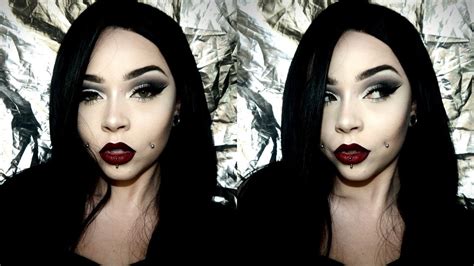 Morticia Gomez Makeup | Saubhaya Makeup