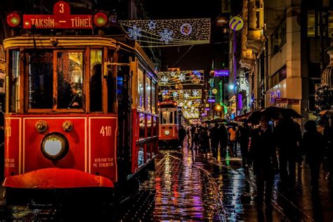 Istanbul Nightlife : 13 Places to Visit in Istanbul at Night | Panda ...