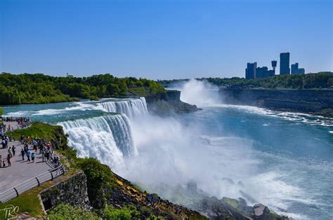 SingleSteps: Niagara Falls, New York, USA