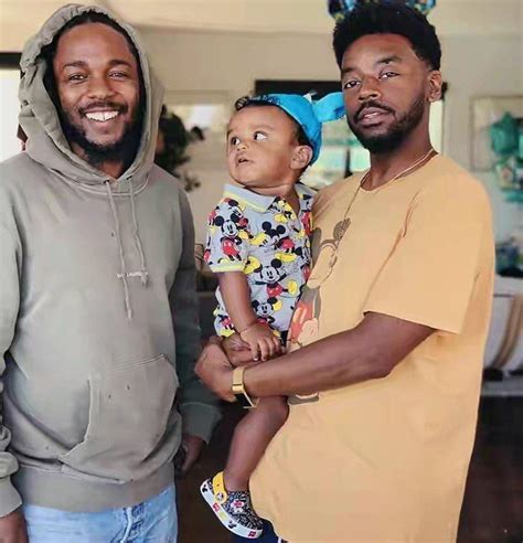 Kendrick Lamar with sounwave and his kid (new pic) : r/KendrickLamar