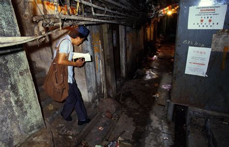 A renegade photographer got inside this lawless Hong Kong community ...