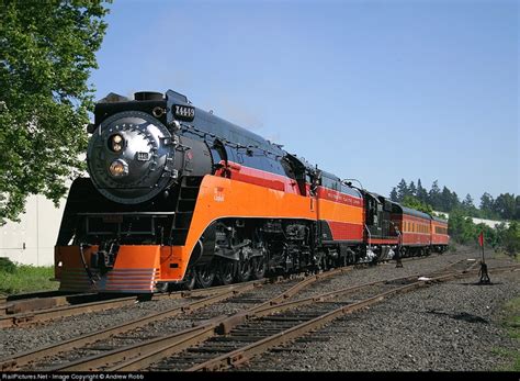 Southern Pacific "Daylight" 4449 | Railroad photography, Steam engine ...