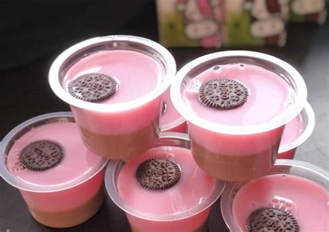 Resep Puding Susu Coklat Strawberry oleh Meysi Budiyanti - Cookpad