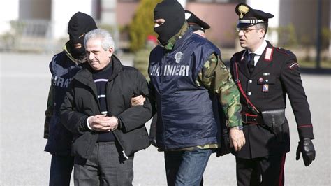 Italian Mafia: 'Ndrangheta members convicted as Italy begins huge trial ...