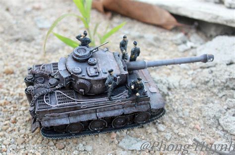 Tiger I with tank crew. Little project for this guy. : r/metalearth