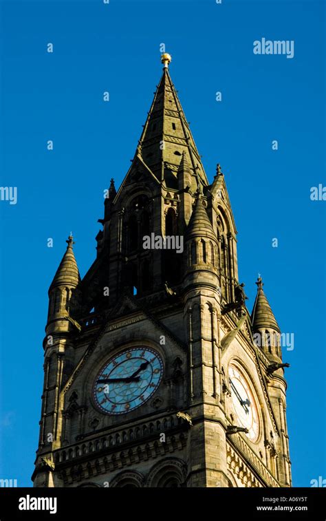 Manchester Town Hall Tower Stock Photo - Alamy