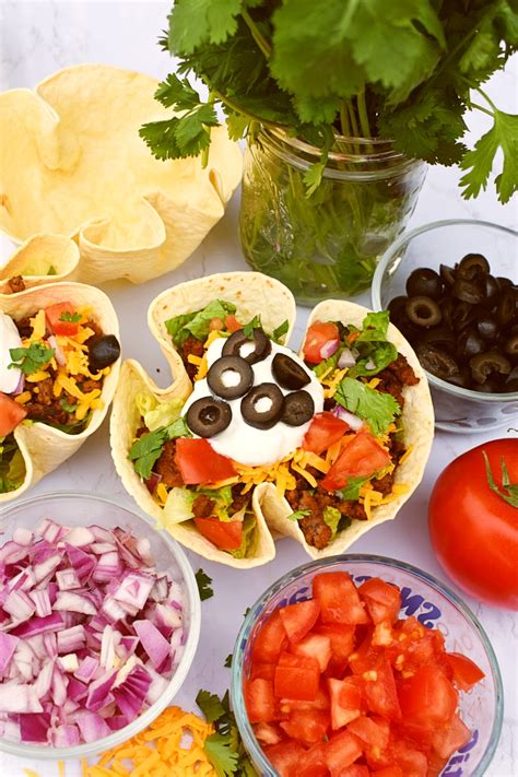 Taco Salad with Homemade Tortilla Bowls | The Nutritionist Reviews