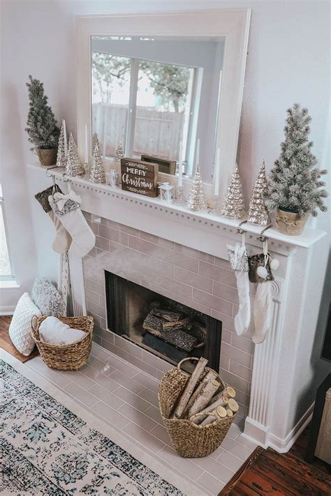 Cool 30+ Inspiring Fireplace Mantel Decorating Ideas For Winter Diy ...