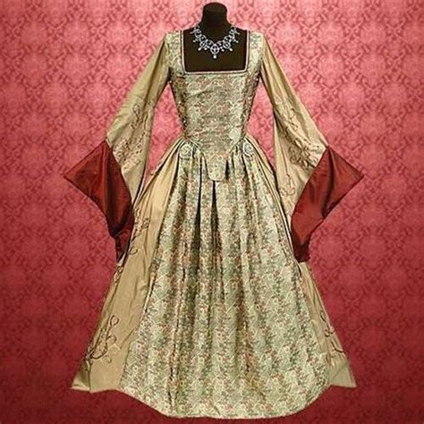 Picture of Anne Boleyn Gown by Mueum Replicas Ltd | Renaissance dresses ...