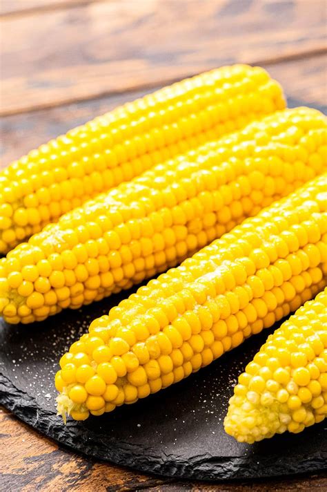 How to Boil Corn on the Cob - Julie's Eats & Treats