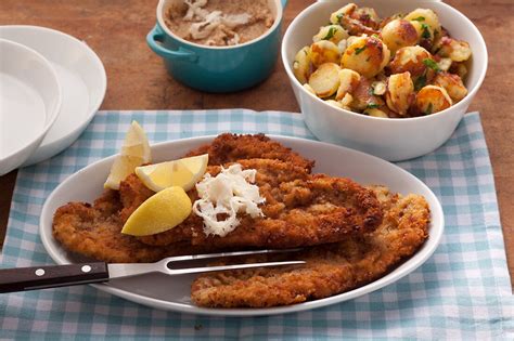 Schnitzel Variations – License Features – 11149482 StockFood