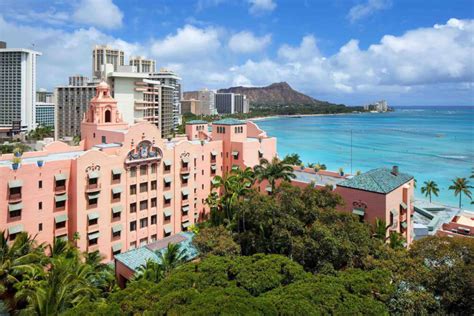 Top 8 Romantic Oahu Honeymoon Resorts | Hawaii Travel with Kids