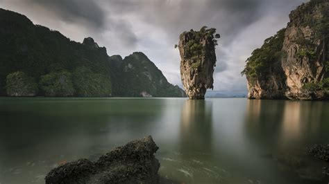 Khao Phing Kan(Island in Thailand) : r/wallpapers