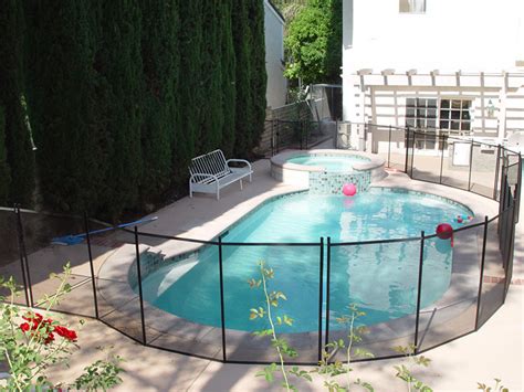 5 Advantages of a Pool Safety Fence You Install Yourself - Childguard ...