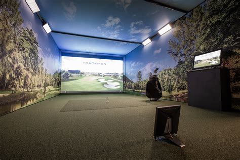 Indoor Golf Simulator | Golf room, Golf simulators, Indoor golf simulator