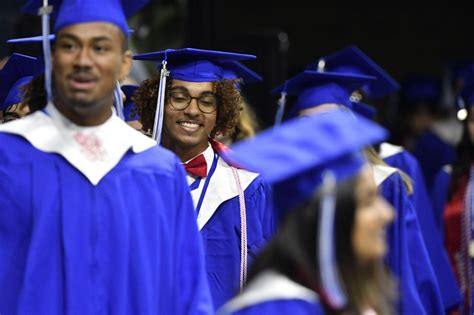 PHOTOS: Scenes from the 2022 Peachtree Ridge High School graduation ...