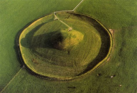 Maeshowe Chambered Cairn - Discover Orkney's Finest Neolithic Tomb