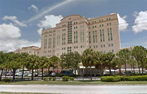 Doctor shot by patient in wheelchair in Florida VA hospital, FBI says