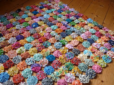 28 Attractive Yo-Yo Quilts Impressive Patterns - The Funky Stitch