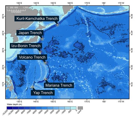 mariana trench depth, Explore The Deepest The Mariana Trench ...