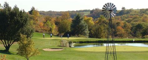 Deer Valley Golf - Blending Wild Prairies, Wildlife and Challenging Golf