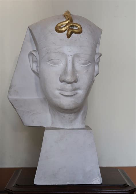 Plaster Cast Sculpture of a Pharaoh - Sculpture - Galerie Jadis ...