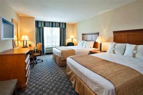 HOLIDAY INN VALDOSTA CONFERENCE CENTER $94 ($̶1̶2̶8̶) - Updated 2023 ...