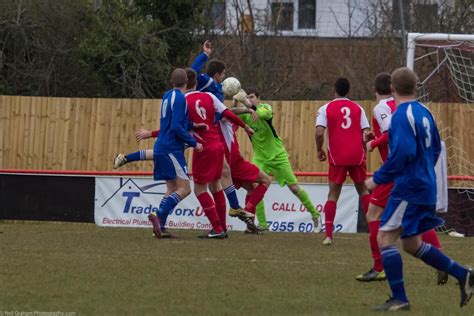 Bracknell Town FC vs Aston Clinton — NeilGrahamPhotography.com