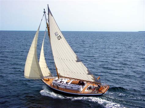 (via Friendship Sloop Society Home Page) | Sailing, Boat, Classic sailing