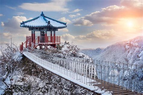 Vantage point at the top of Mount Geumosan (South Korea) - ePuzzle ...