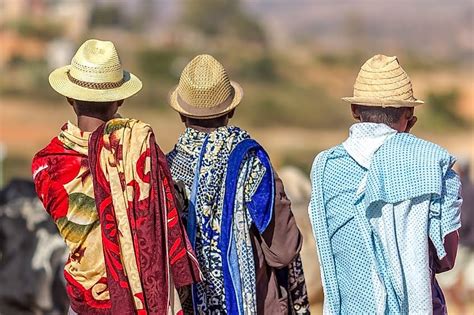 Traditional Clothing Of Madagascar - The African Lane