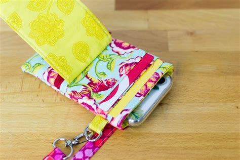 DIY Phone Case and Wallet with Card Pockets: free sewing pattern ...