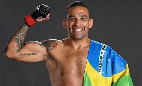 Fabricio Werdum - Bio, Net Worth, Salary, Records, Personal Life, Wife ...