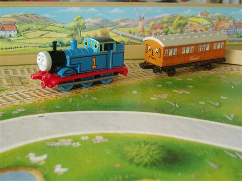 Ertl Thomas the Tank Engine Trains: Photo Guide - HobbyLark