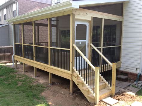 12/20 screen porch. Square rails. | Mobile home porch, Mobile home ...