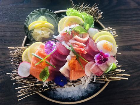 Mixed Sashimi Platter – Haru Eatery